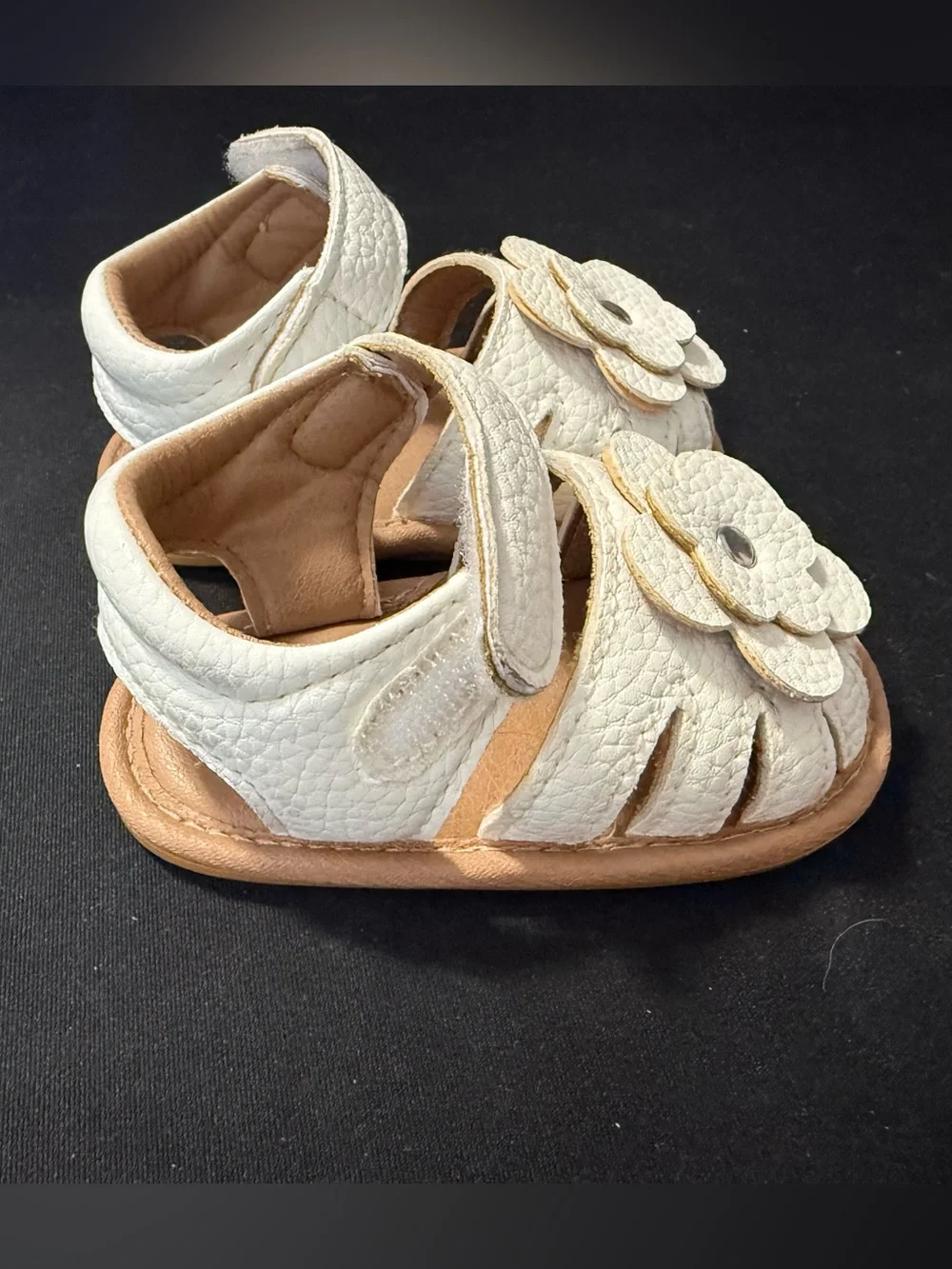 Baby Girl White Flower Sandals Baby Girls Size 3 NWOT